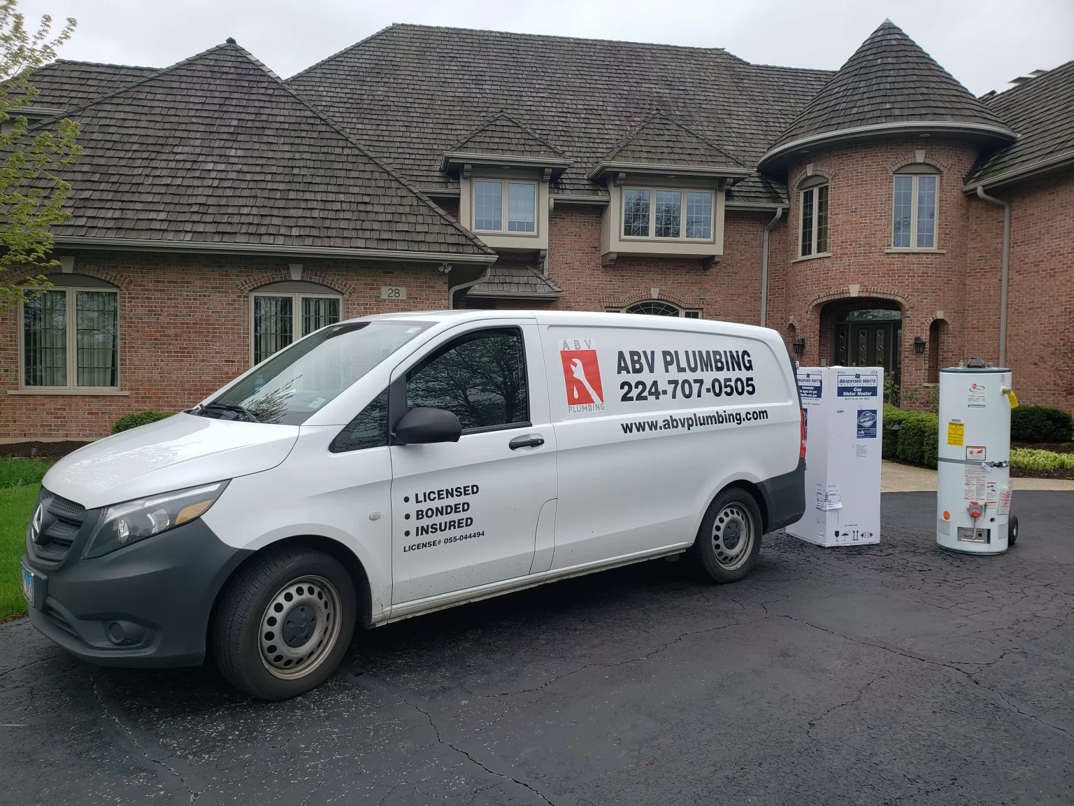 water heater leaking from overflow pipe